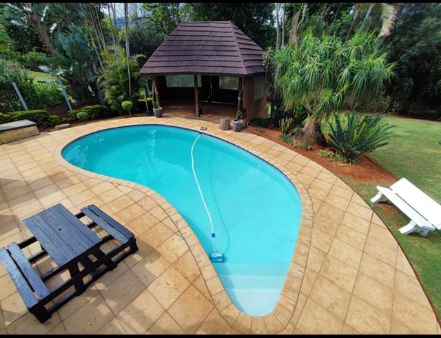 5 BEDROOM HOUSE FOR SALE IN MONTROSE